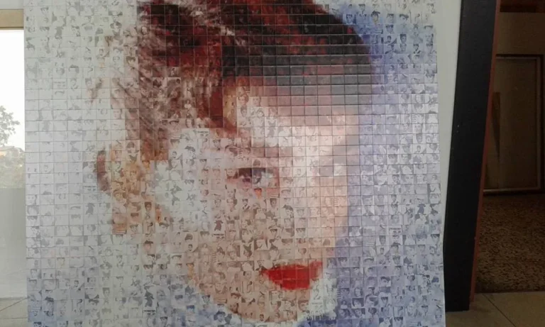 Quadro a mosaico con ritratto di donna